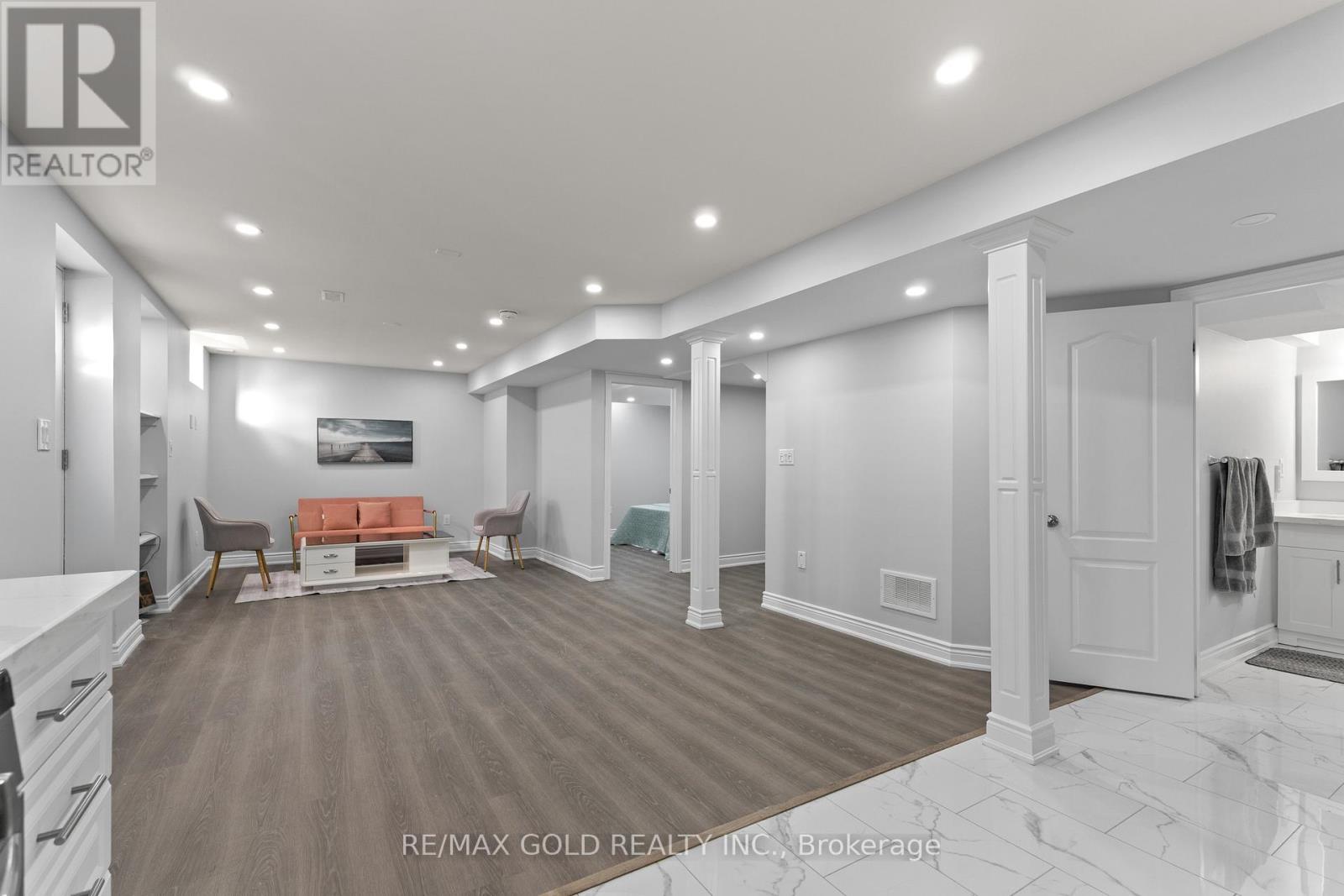2 Helman Road, Brampton, Ontario  L6R 0R4 - Photo 39 - W12417556