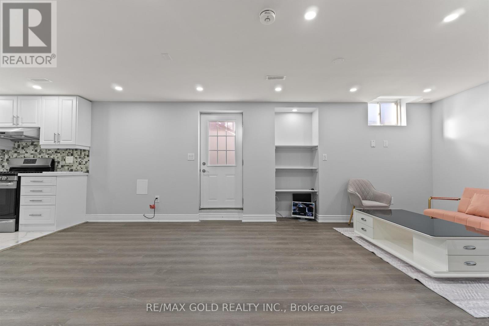2 Helman Road, Brampton, Ontario  L6R 0R4 - Photo 42 - W12417556