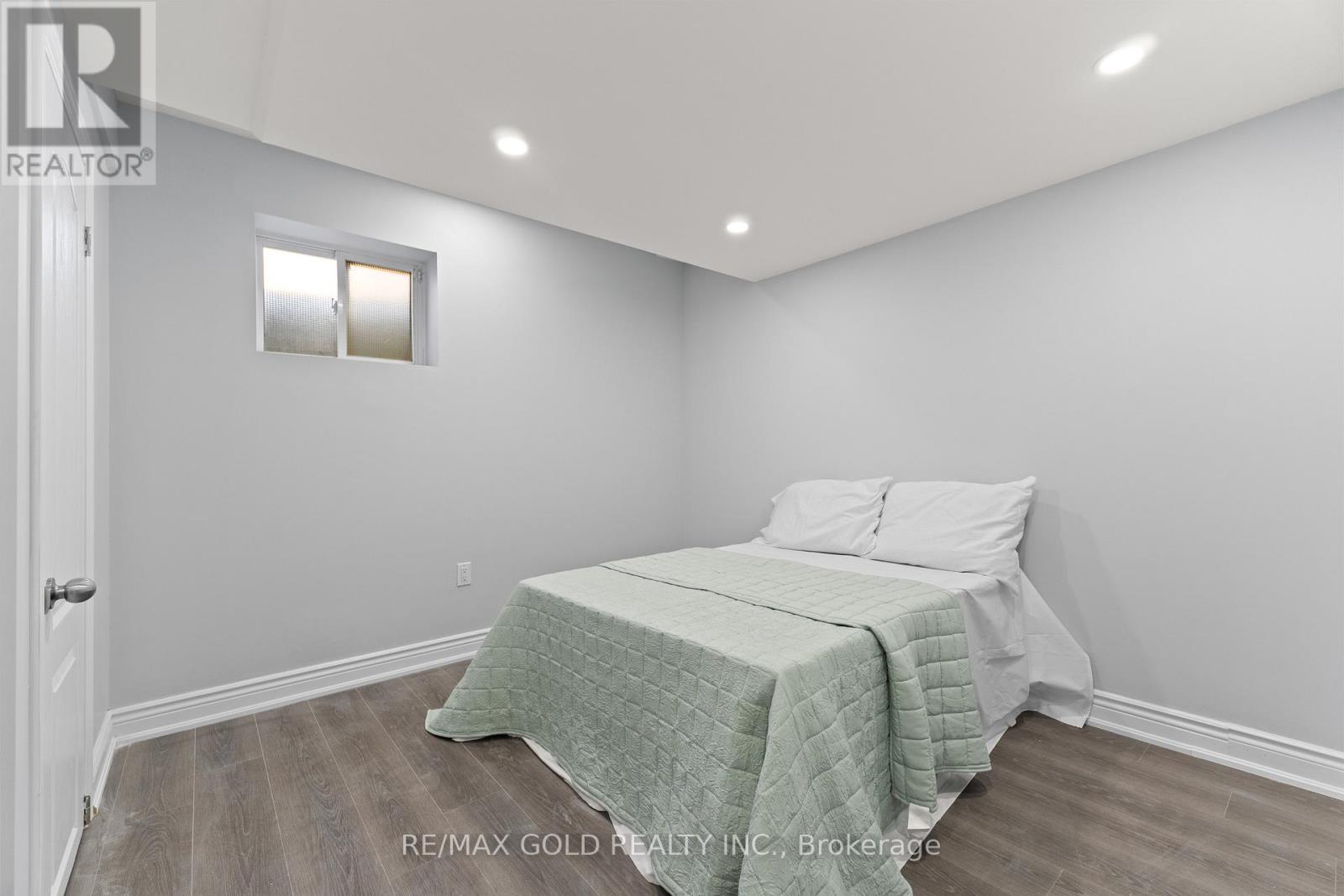 2 Helman Road, Brampton, Ontario  L6R 0R4 - Photo 43 - W12417556