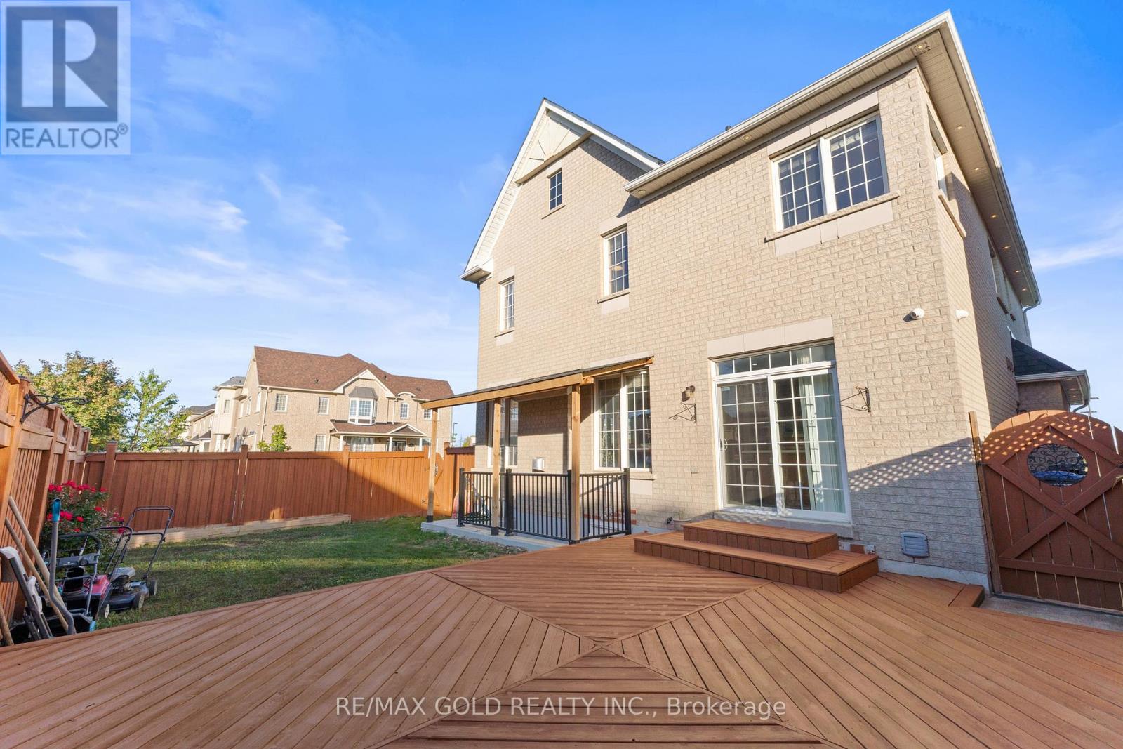 2 Helman Road, Brampton, Ontario  L6R 0R4 - Photo 48 - W12417556