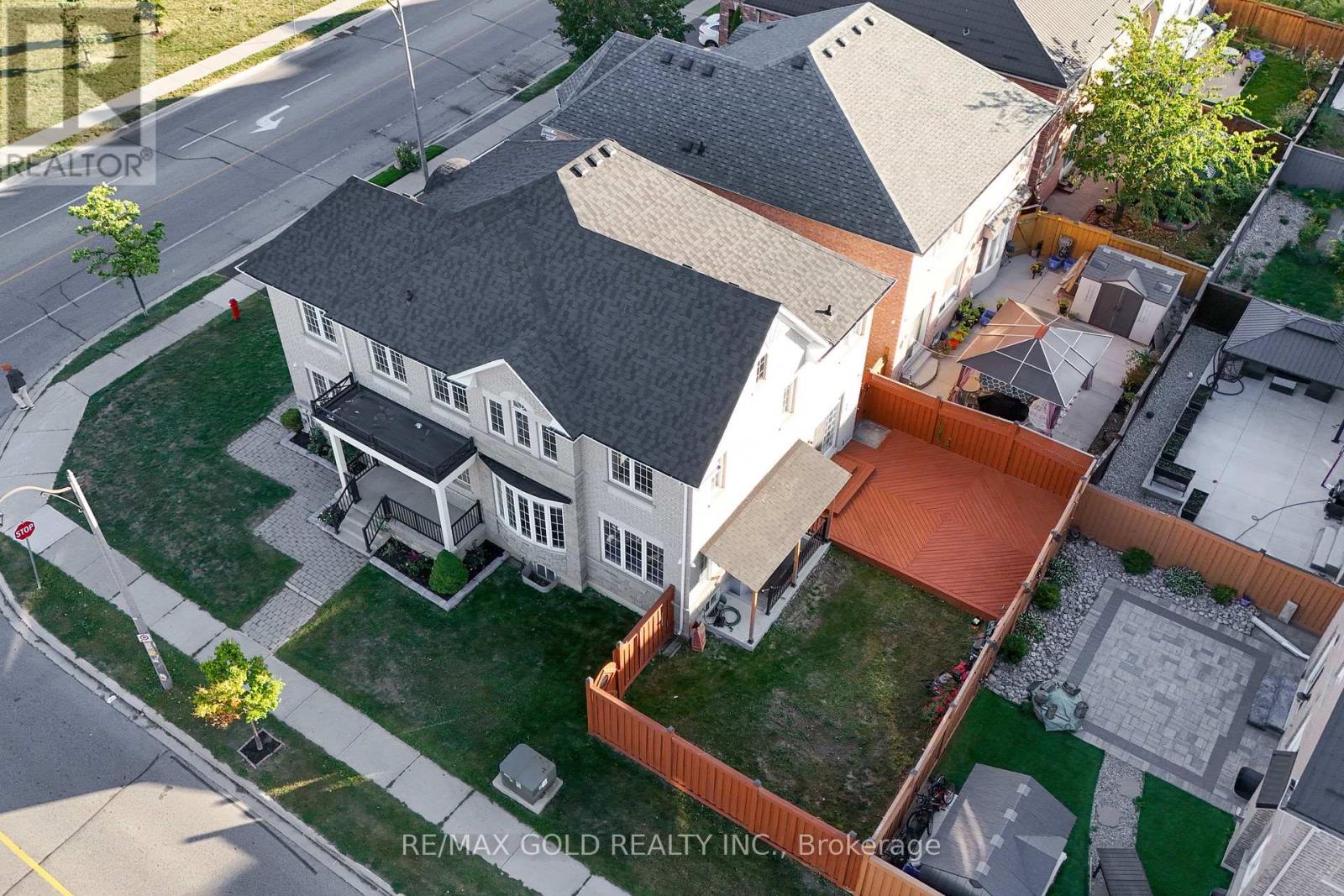 2 Helman Road, Brampton, Ontario  L6R 0R4 - Photo 50 - W12417556