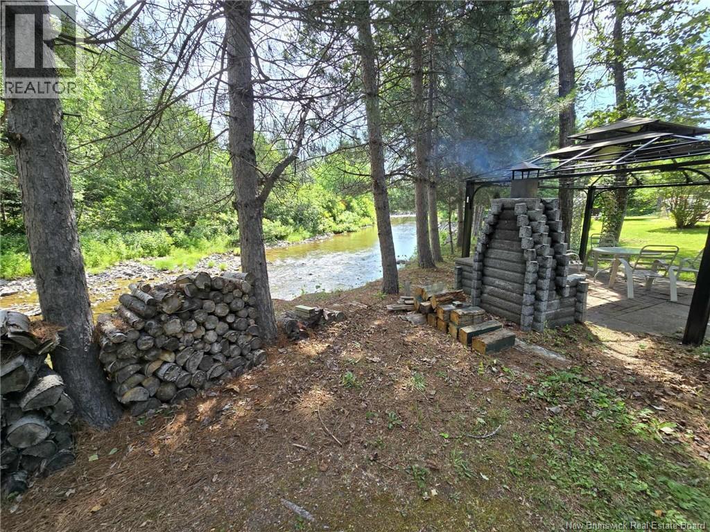 398 Linda Street, Beresford, New Brunswick  E8K 2C9 - Photo 44 - NB123738
