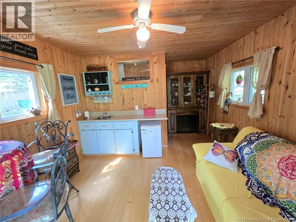 398 Linda Street, Beresford, New Brunswick  E8K 2C9 - Photo 39 - NB123738