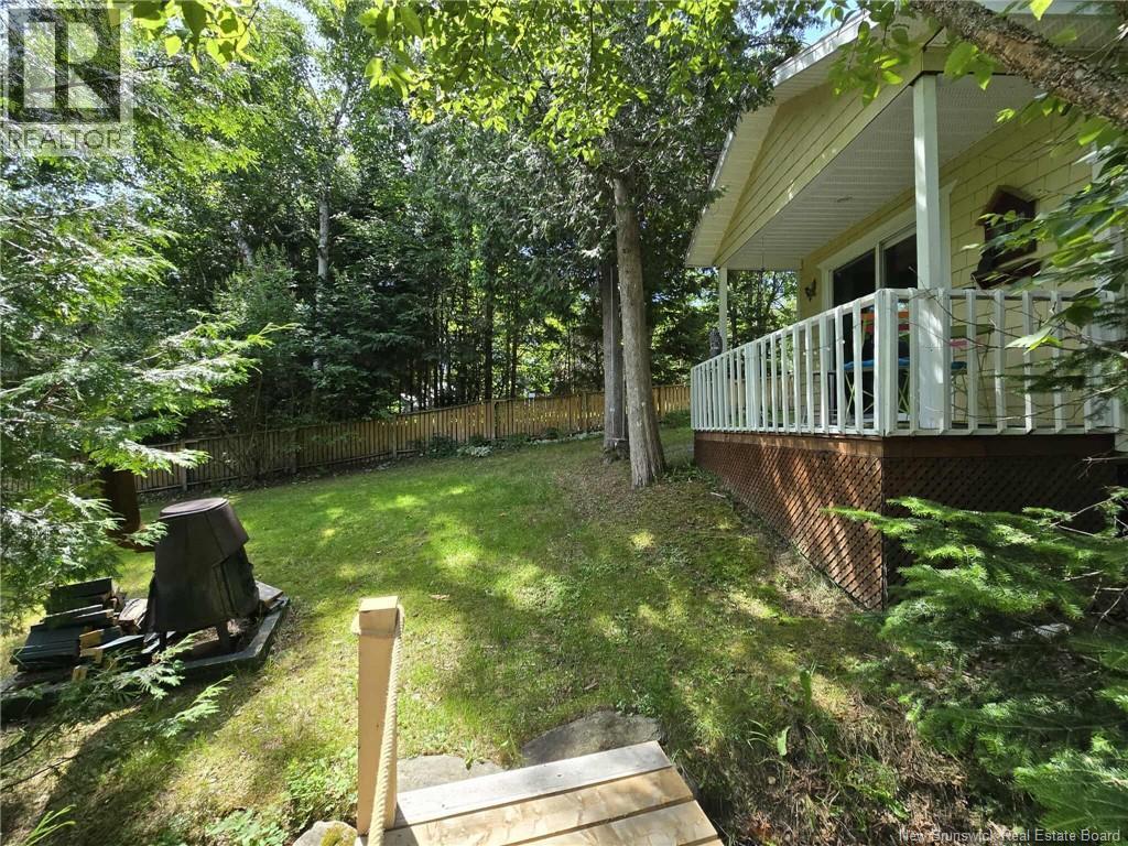 398 Linda Street, Beresford, New Brunswick  E8K 2C9 - Photo 38 - NB123738
