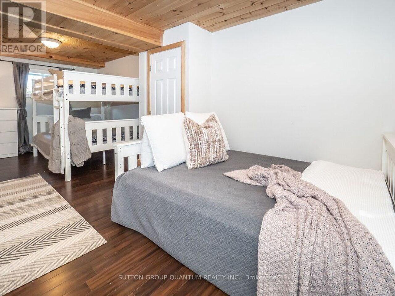 #8 - 1006 Youngs Road, Muskoka Lakes, Ontario  P0B 1J0 - Photo 16 - X12417562
