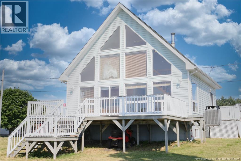 82 Chemin De La Pointe, Tracadie, New Brunswick  E1X 3T8 - Photo 2 - NB123509