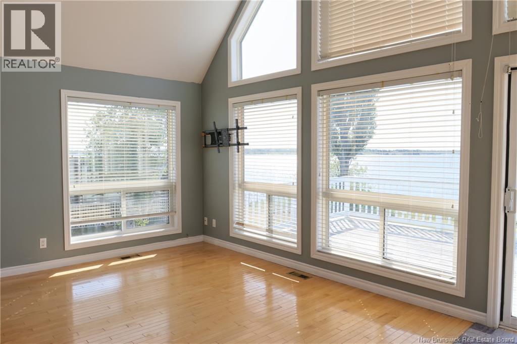 82 Chemin De La Pointe, Tracadie, New Brunswick  E1X 3T8 - Photo 17 - NB123509