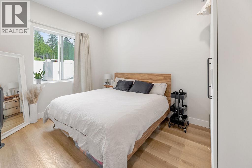 6724 Acorn Road, Sechelt, British Columbia  V7Z 0N3 - Photo 33 - R3014551