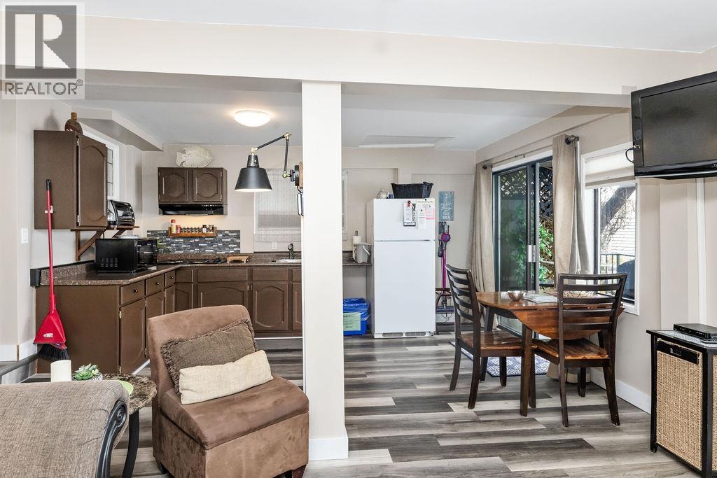 790 Marine Drive, Gibsons, British Columbia  V0N 1V1 - Photo 11 - R2984352