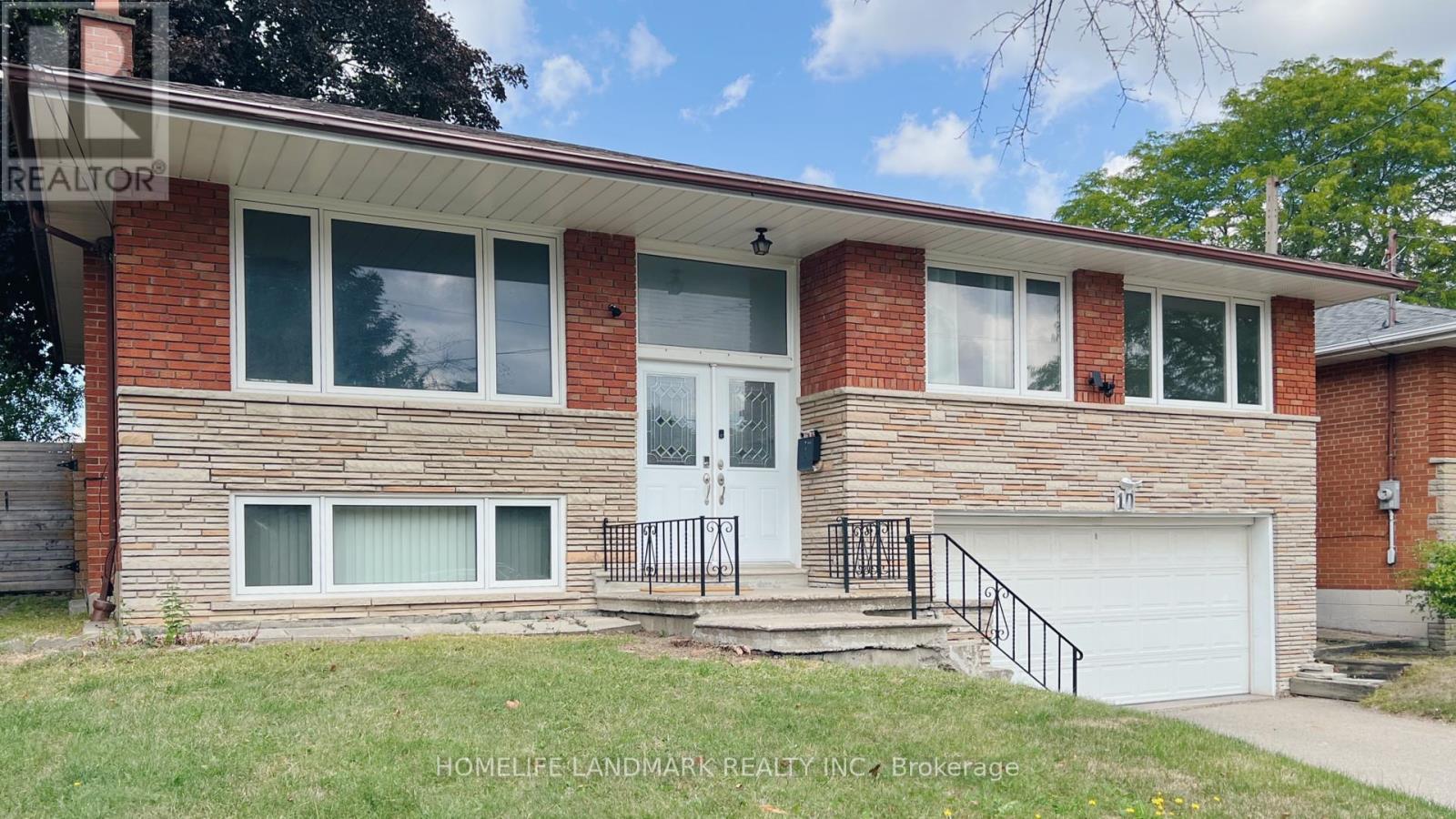 10 Silverview Drive, Toronto, Ontario  M2M 2B3 - Photo 25 - C12417579