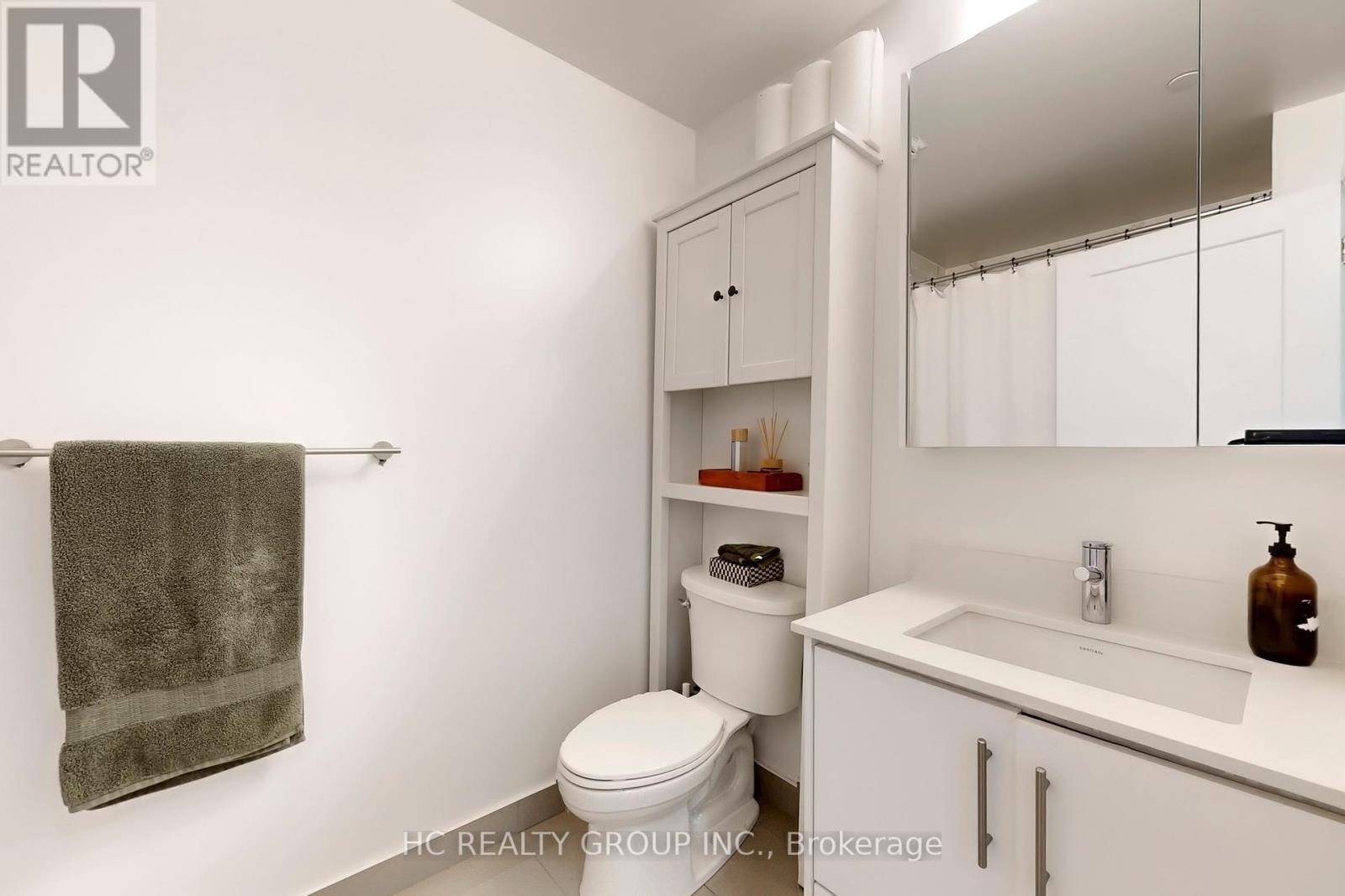 1111 - 105 Oneida Crescent, Richmond Hill, Ontario  L4B 0H6 - Photo 19 - N12417574