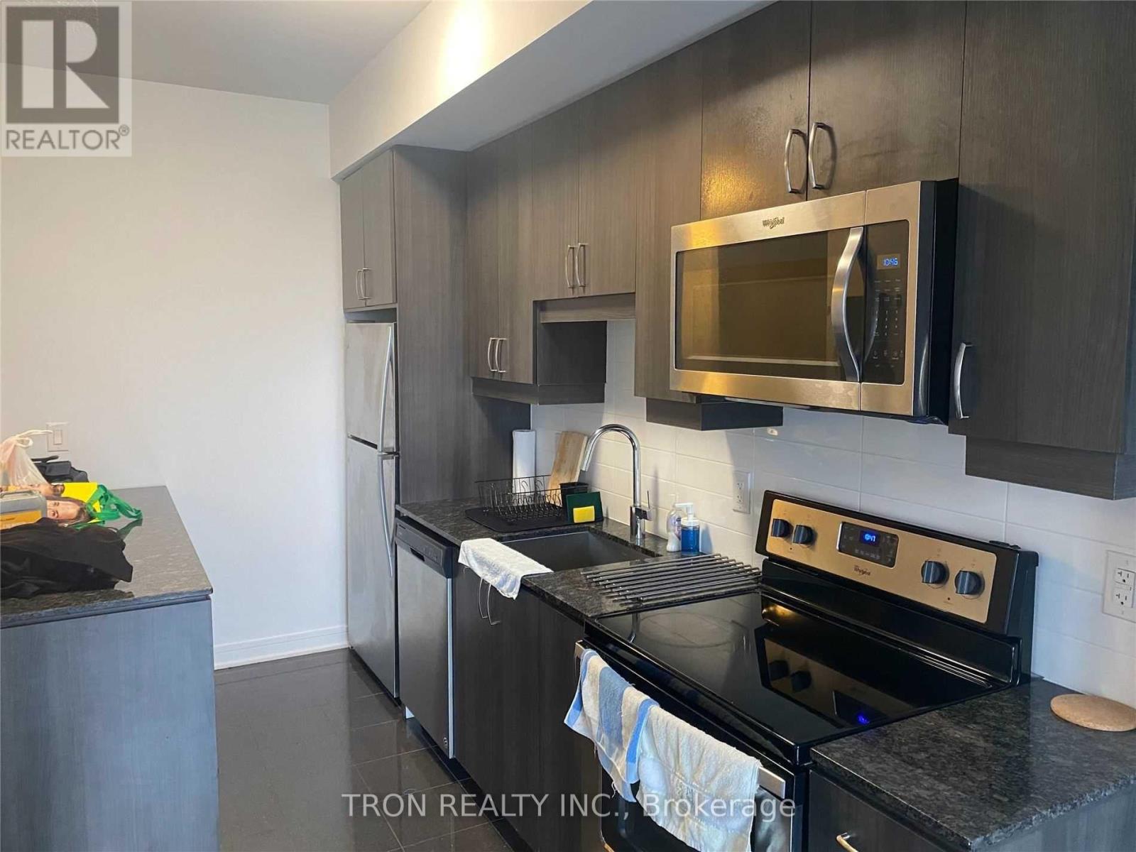 703 - 9199 Yonge Street, Richmond Hill, Ontario  L4C 1H7 - Photo 4 - N12417581
