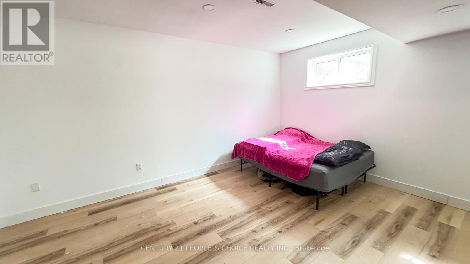 18 Ward Drive, Barrie, Ontario  L4N 7N9 - Photo 28 - S12417573