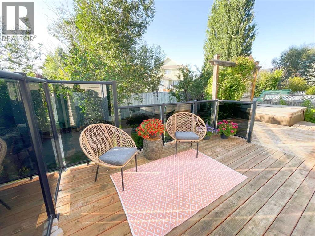 Property at 345 Red Crow Boulevard W image 4