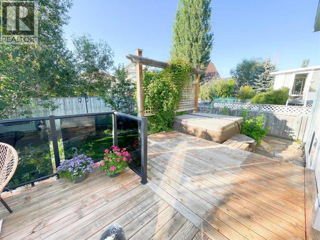 Property at 345 Red Crow Boulevard W image 5