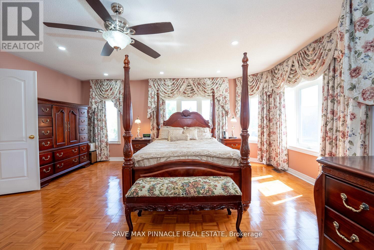 1 Ashton Drive, Vaughan, Ontario  L6A 2L4 - Photo 30 - N12417030