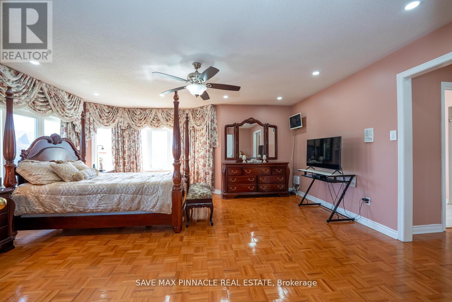 1 Ashton Drive, Vaughan, Ontario  L6A 2L4 - Photo 26 - N12417030