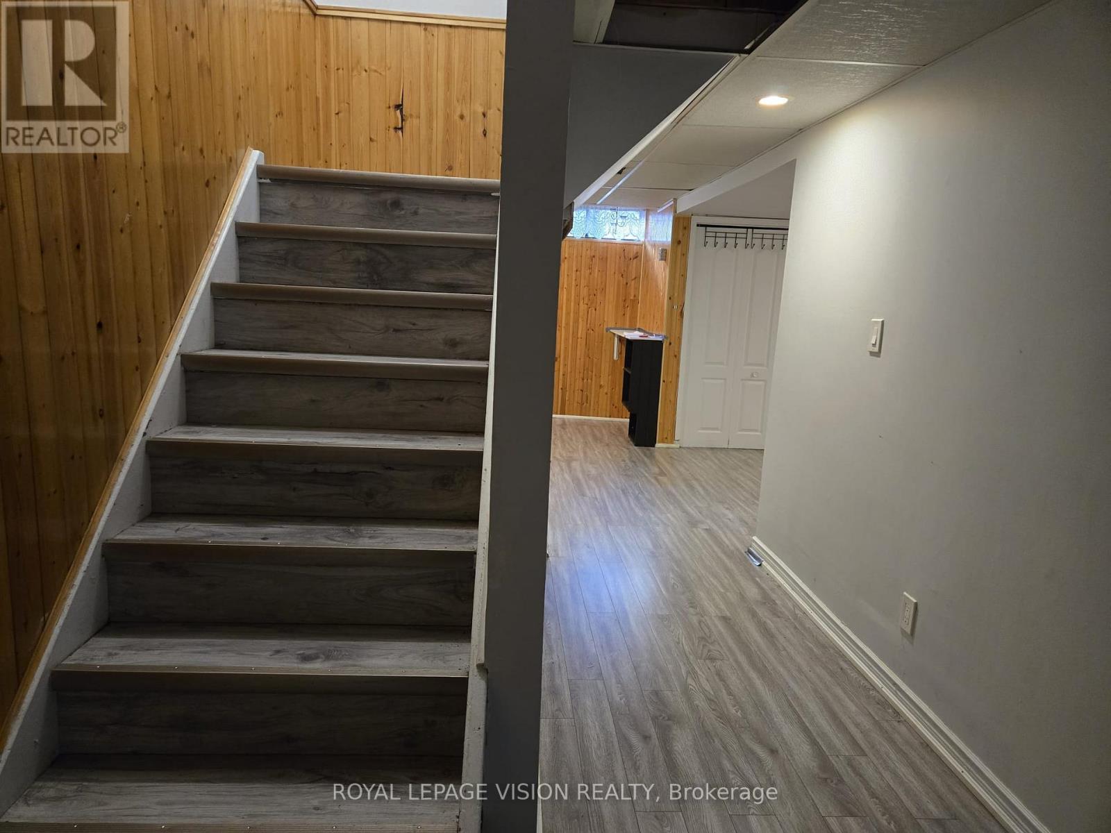 145 Chestnut Street N, Cambridge, Ontario  N3H 2J9 - Photo 36 - X12411814