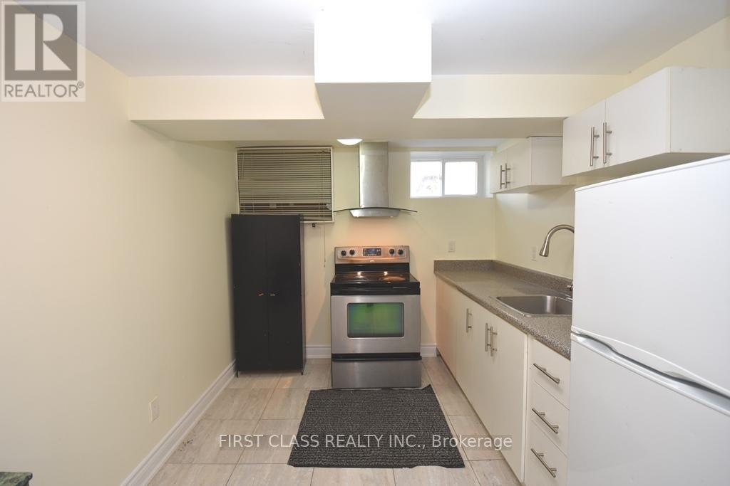 Basement - 711 Dunlop Street W, Whitby, Ontario  L1N 1V4 - Photo 6 - E12417584