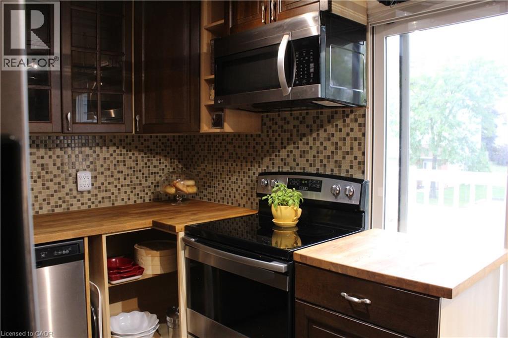 111 Traynor Avenue Unit# 26, Kitchener, Ontario  N2C 2N2 - Photo 11 - 40769693