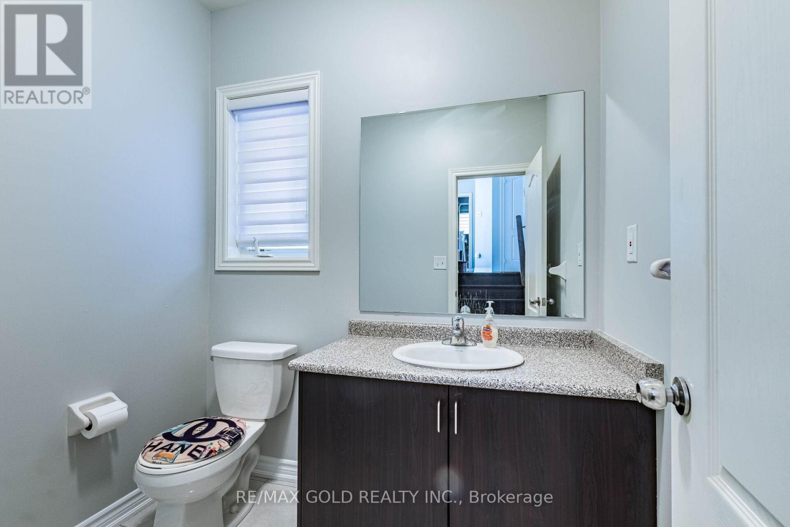 9 Venue Road, Brampton, Ontario  L6P 4E5 - Photo 23 - W12417586