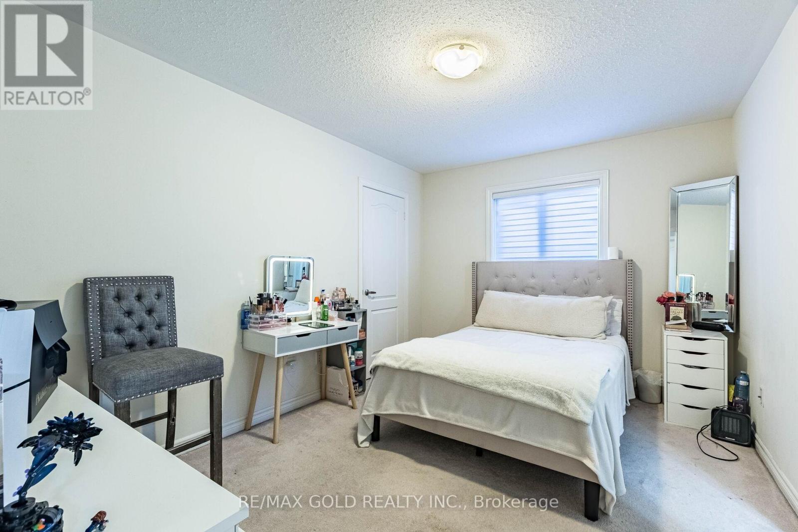9 Venue Road, Brampton, Ontario  L6P 4E5 - Photo 36 - W12417586