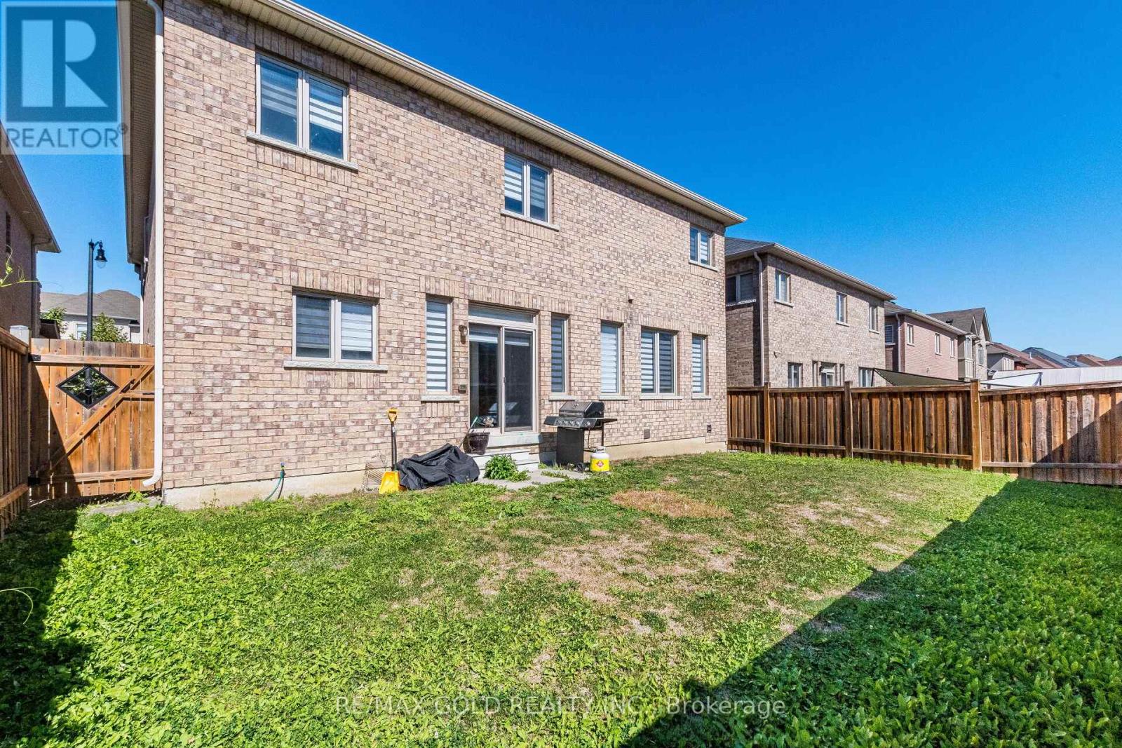 9 Venue Road, Brampton, Ontario  L6P 4E5 - Photo 44 - W12417586
