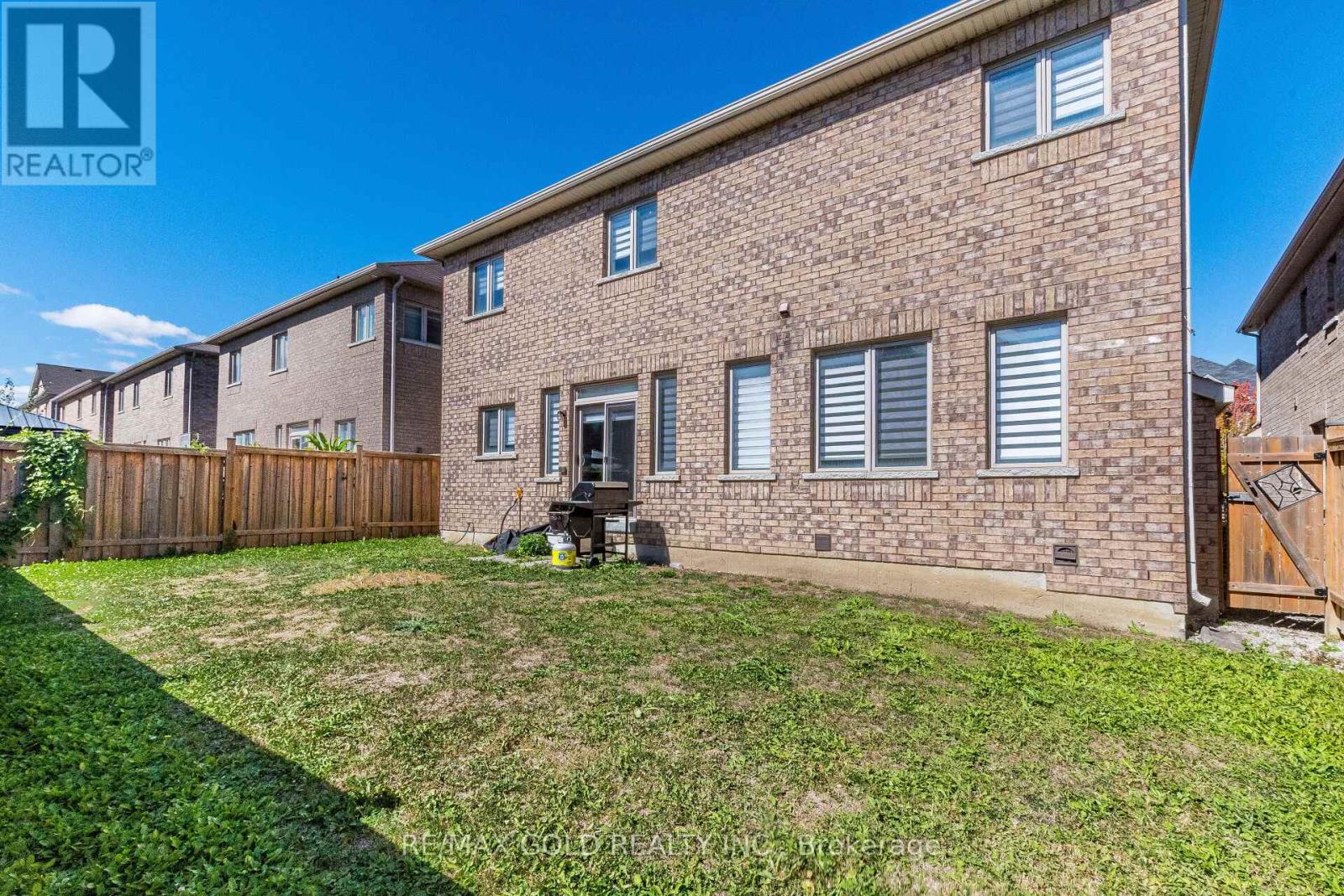 9 Venue Road, Brampton, Ontario  L6P 4E5 - Photo 45 - W12417586