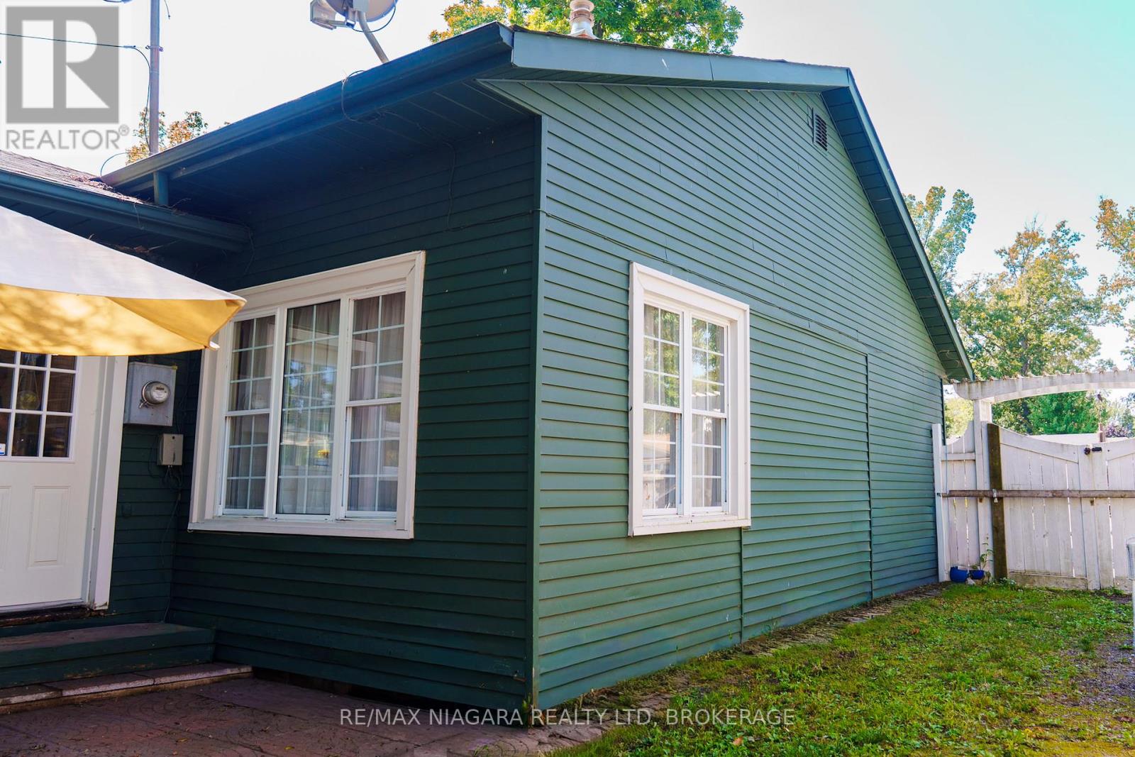 600 Lakeview Road, Fort Erie, Ontario  L2A 4W7 - Photo 4 - X12415840