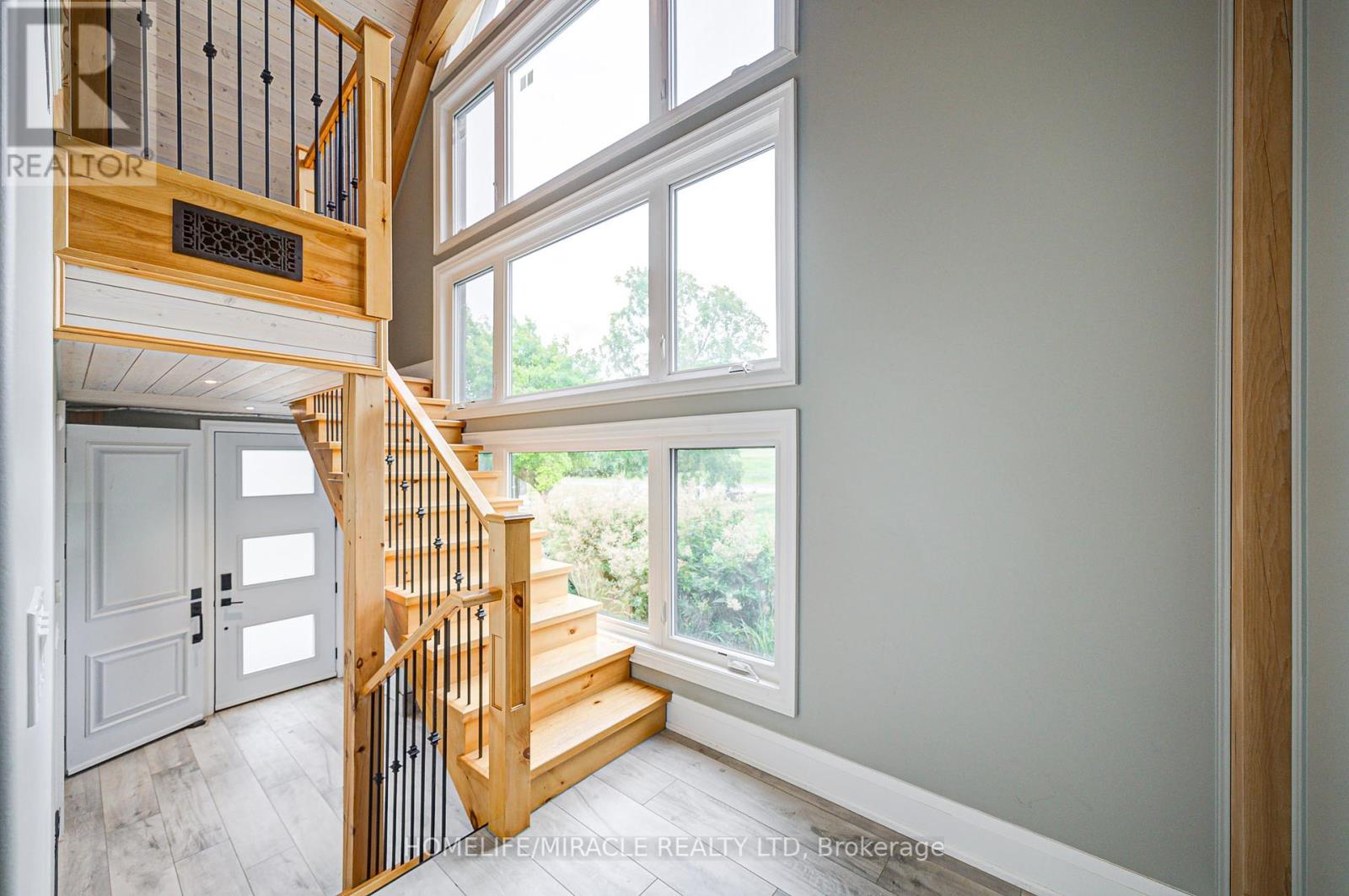 9214 Oak Ridges Drive, Hamilton Township, Ontario  K0K 2E0 - Photo 7 - X12417587