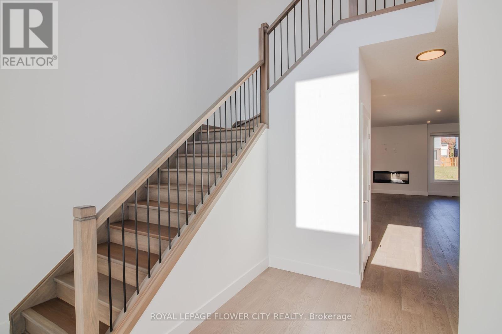 28 Kaiser Lane, Middlesex Centre, Ontario  N0L 1R0 - Photo 6 - X12417590
