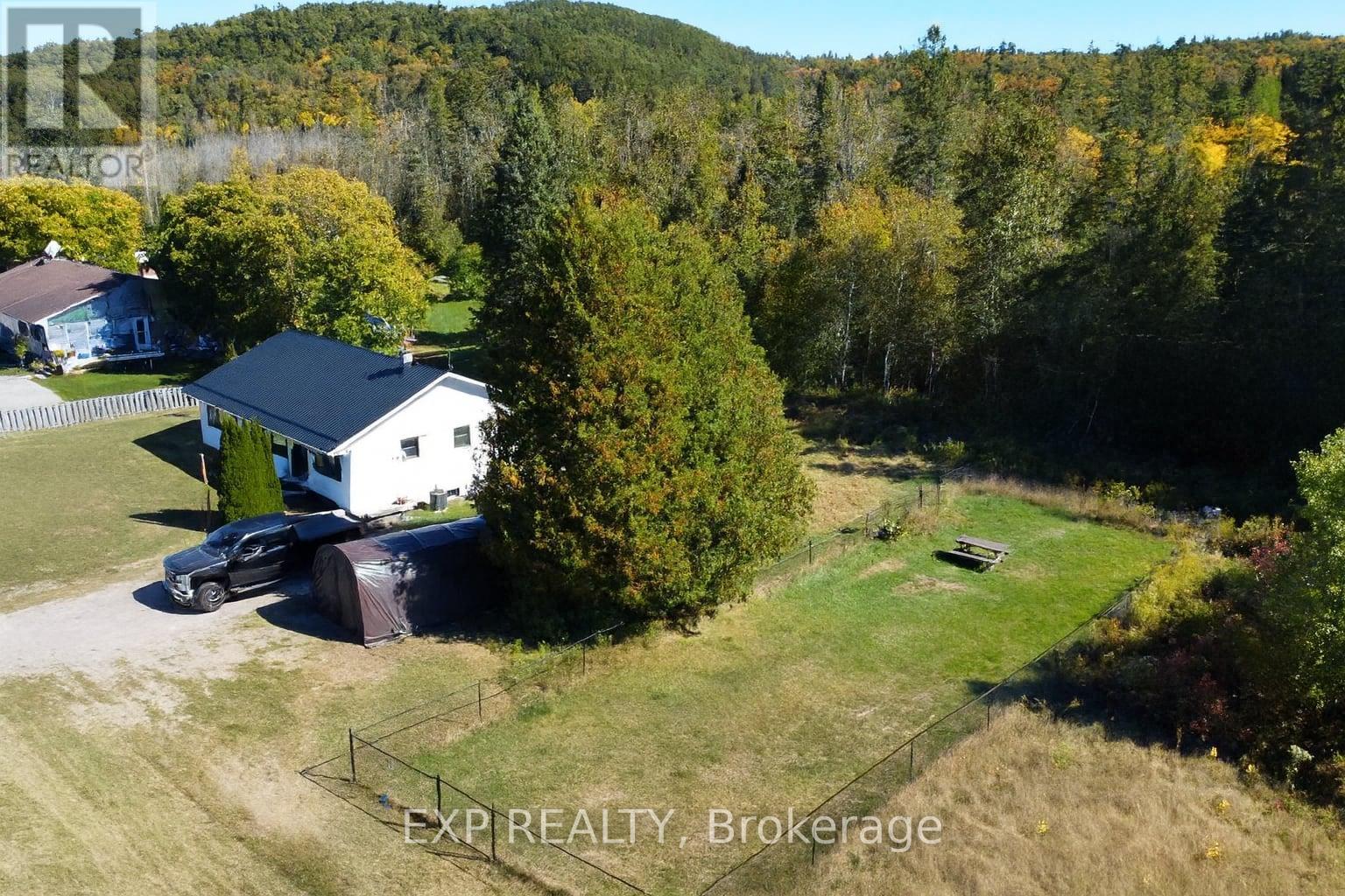 17851 Highway 60 Highway, Madawaska Valley, Ontario  K0J 2N0 - Photo 3 - X12405314