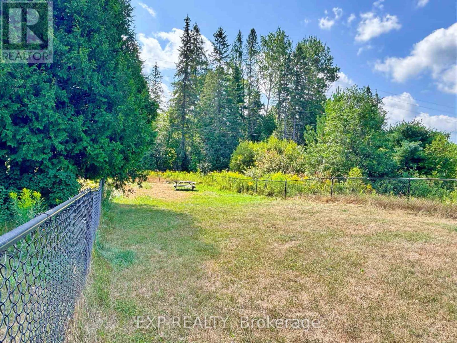 17851 Highway 60 Highway, Madawaska Valley, Ontario  K0J 2N0 - Photo 8 - X12405314