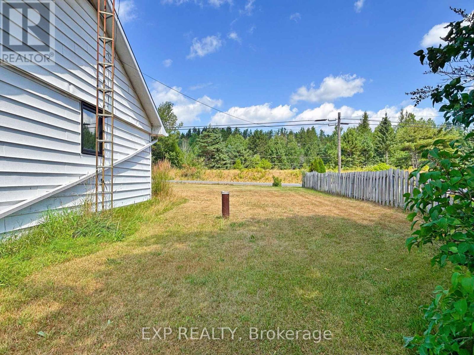 17851 Highway 60 Highway, Madawaska Valley, Ontario  K0J 2N0 - Photo 7 - X12405314