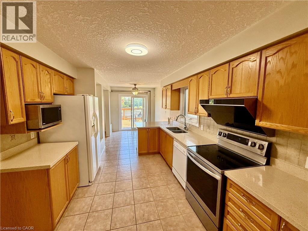 713 Grand Banks Drive, Waterloo, Ontario  N2K 4M2 - Photo 10 - 40772064