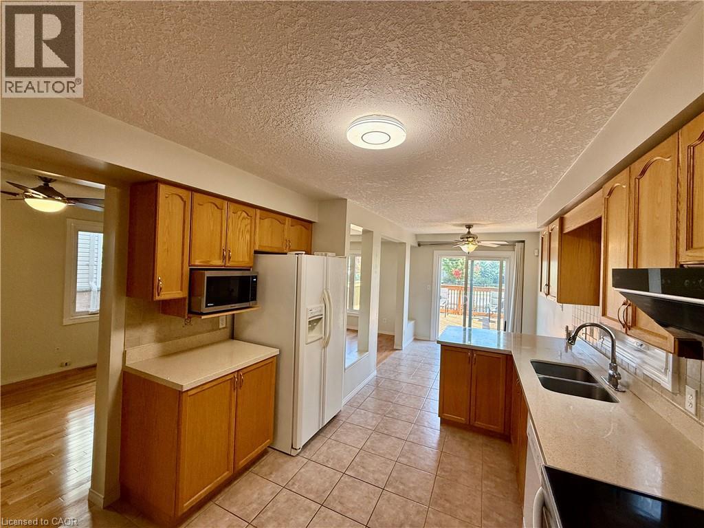 713 Grand Banks Drive, Waterloo, Ontario  N2K 4M2 - Photo 8 - 40772064