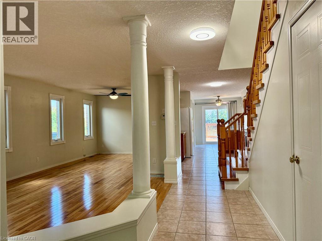 713 Grand Banks Drive, Waterloo, Ontario  N2K 4M2 - Photo 5 - 40772064