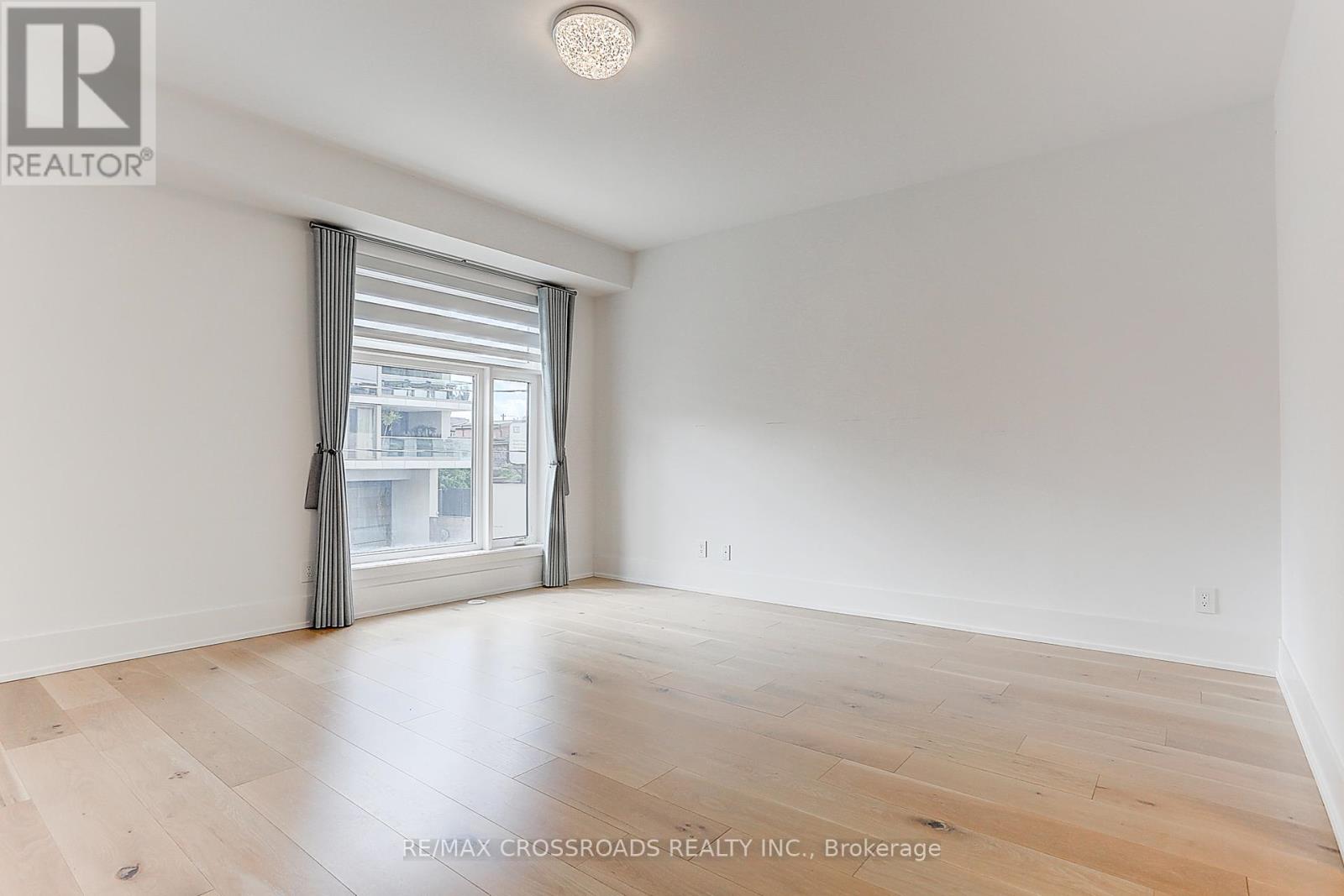 Th3 - 270 Davenport Road, Toronto, Ontario  M5R 0C1 - Photo 22 - C12417610