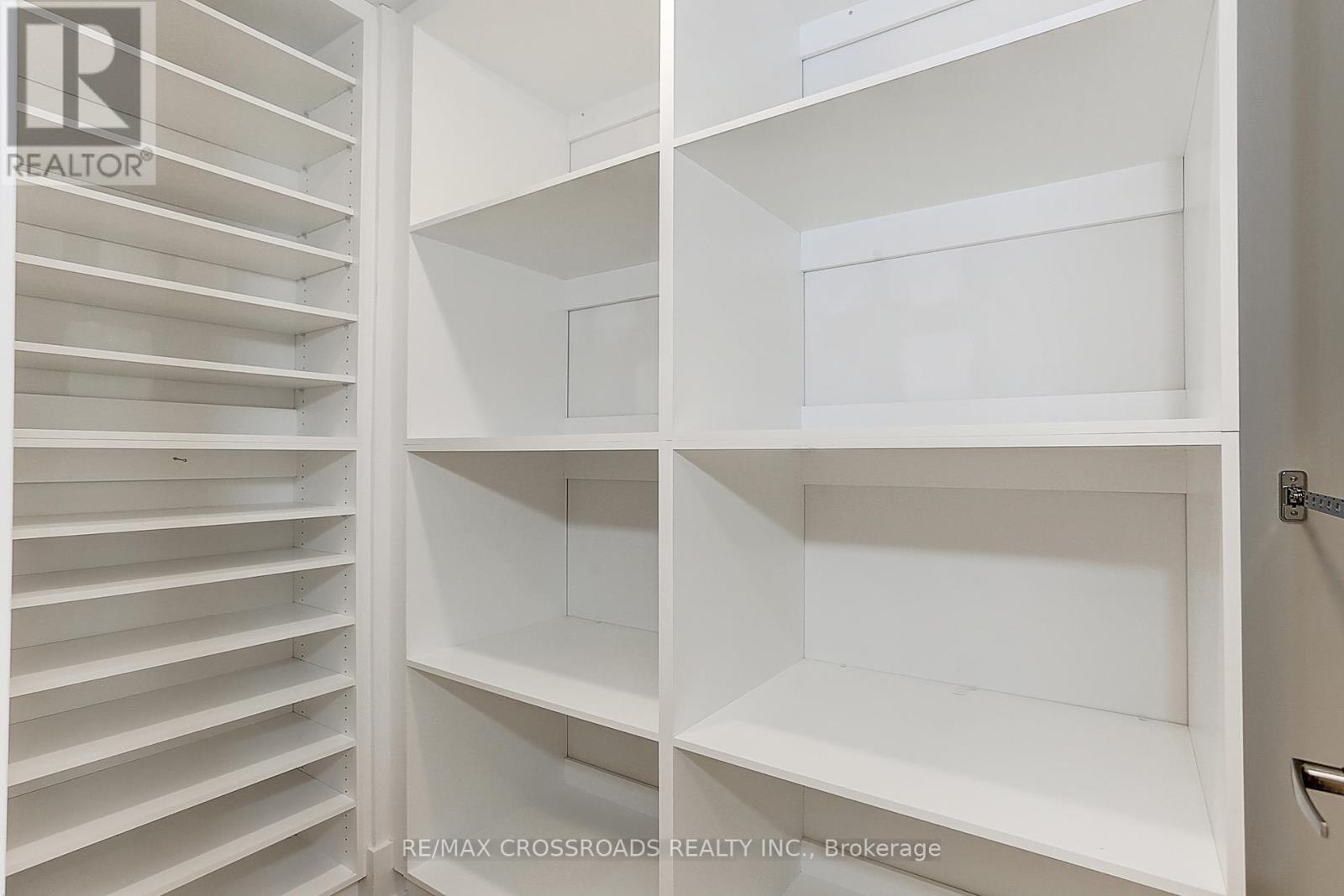 Th3 - 270 Davenport Road, Toronto, Ontario  M5R 0C1 - Photo 29 - C12417610