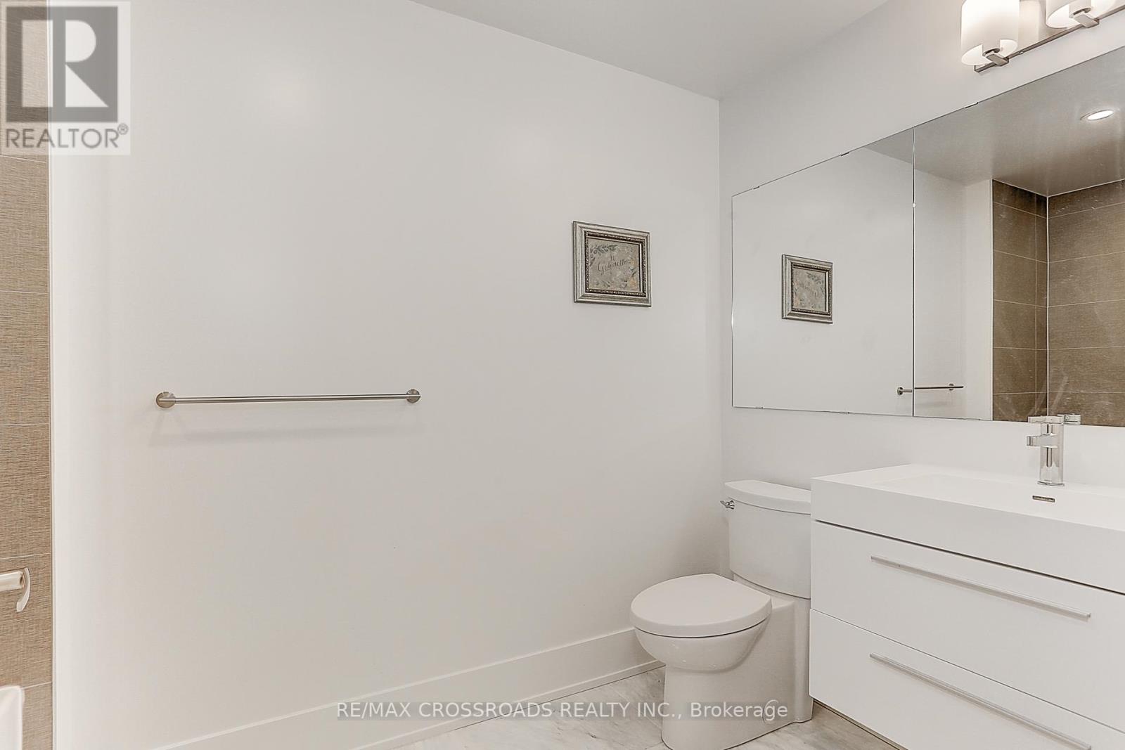 Th3 - 270 Davenport Road, Toronto, Ontario  M5R 0C1 - Photo 37 - C12417610