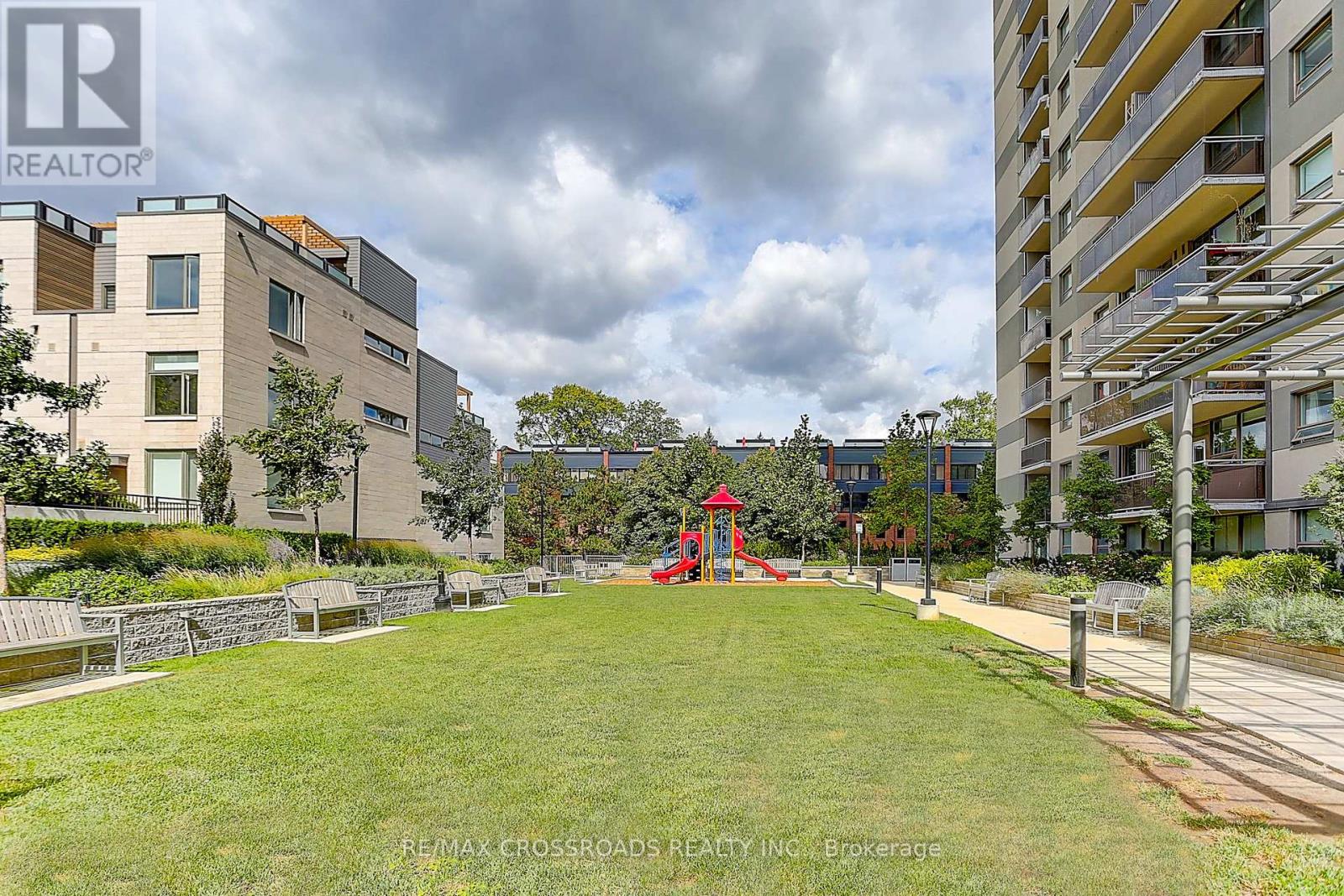 Th3 - 270 Davenport Road, Toronto, Ontario  M5R 0C1 - Photo 48 - C12417610