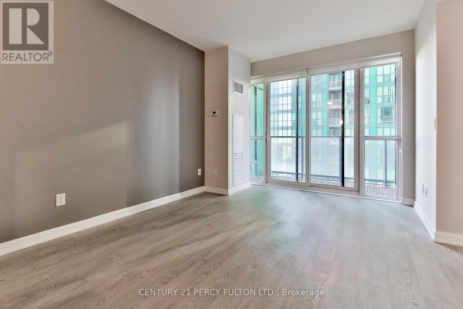 2105 - 9 Bogert Avenue, Toronto, Ontario  M2N 5M6 - Photo 11 - C12417620
