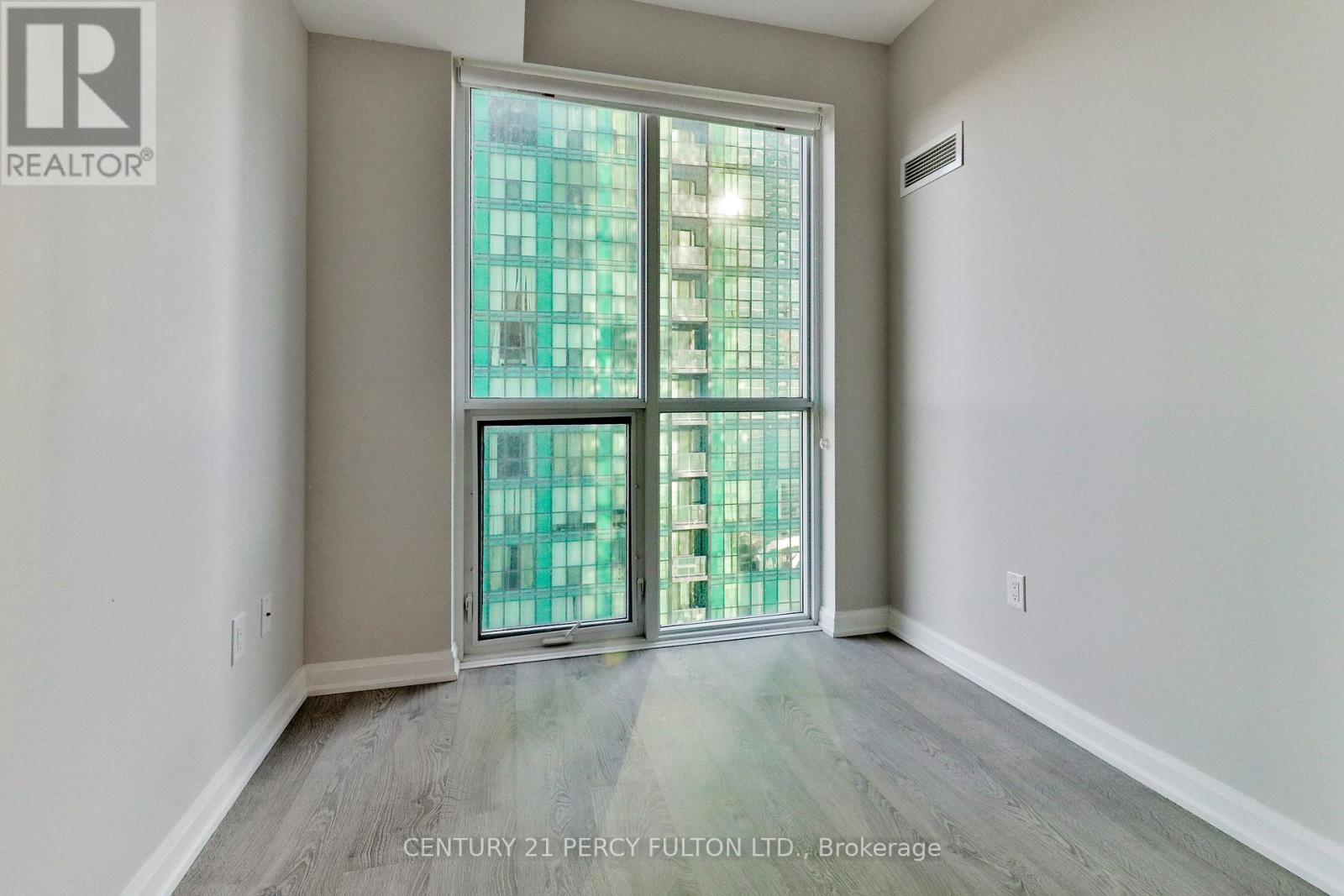 2105 - 9 Bogert Avenue, Toronto, Ontario  M2N 5M6 - Photo 15 - C12417620
