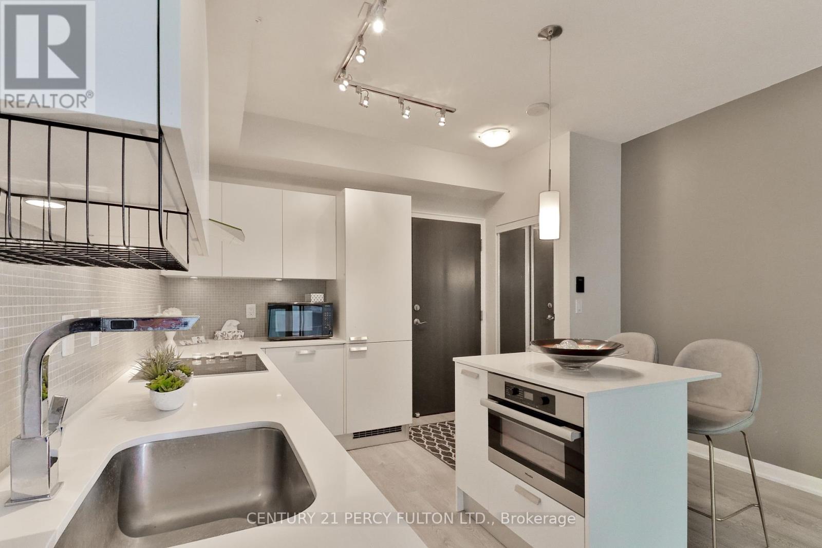 2105 - 9 Bogert Avenue, Toronto, Ontario  M2N 5M6 - Photo 6 - C12417620