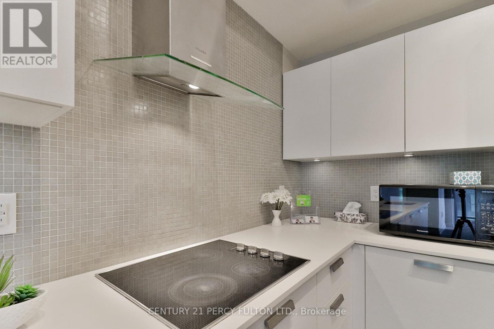 2105 - 9 Bogert Avenue, Toronto, Ontario  M2N 5M6 - Photo 7 - C12417620