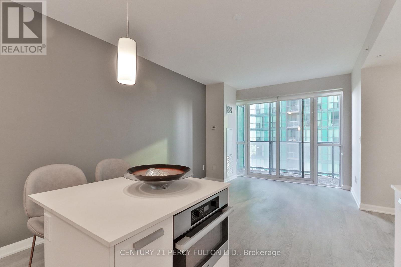2105 - 9 Bogert Avenue, Toronto, Ontario  M2N 5M6 - Photo 9 - C12417620