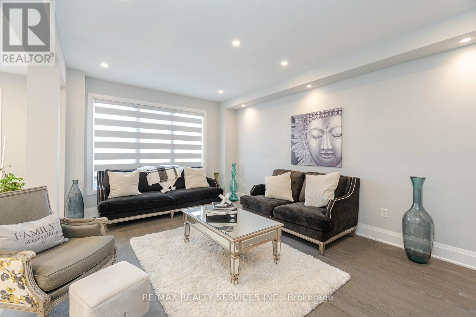 7 Byblos Court, East Gwillimbury, Ontario  L6N 0T3 - Photo 21 - N12417611