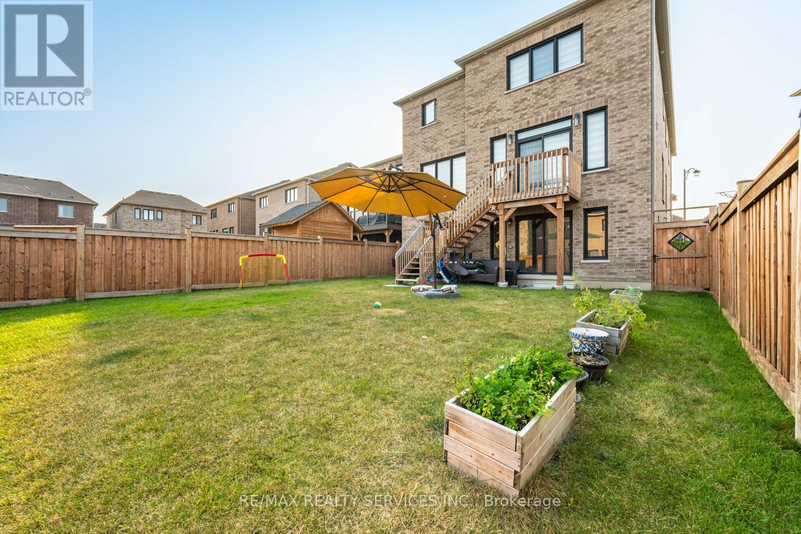 7 Byblos Court, East Gwillimbury, Ontario  L6N 0T3 - Photo 44 - N12417611