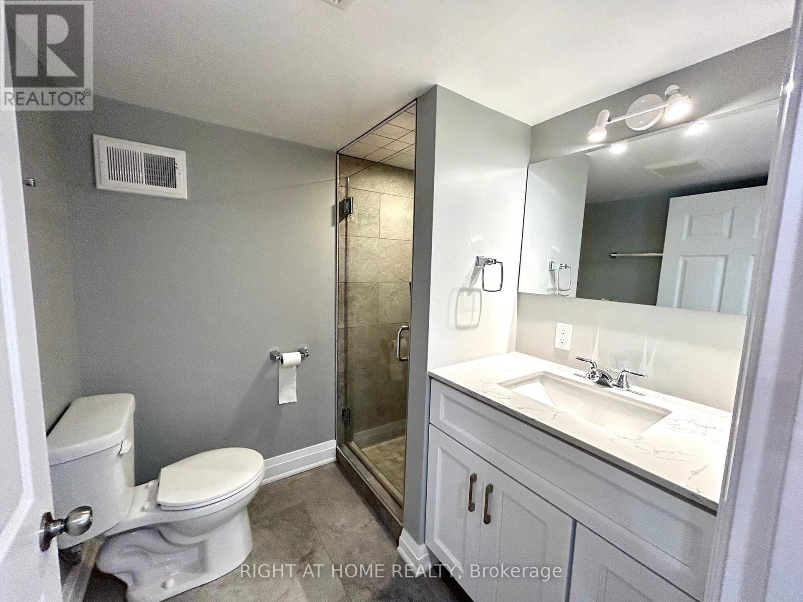 Lower Unit - 7 Mary Street E, Kawartha Lakes, Ontario  K9V 1V1 - Photo 6 - X12417635