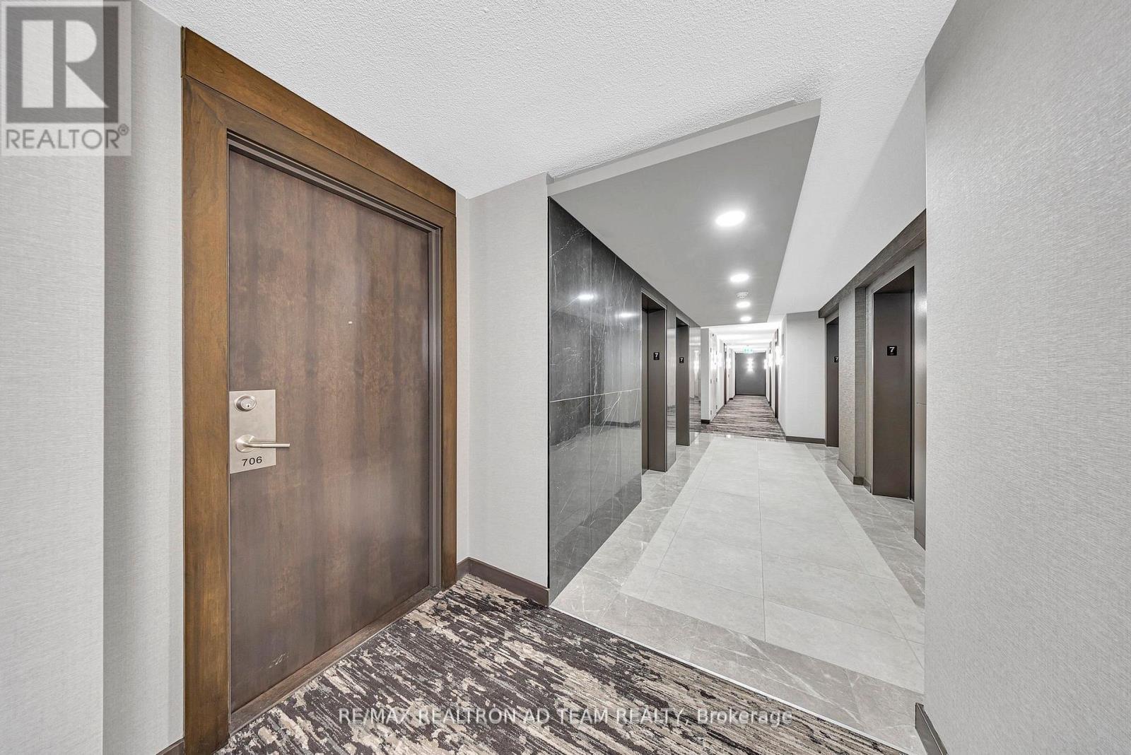706 - 125 Village Green Square, Toronto, Ontario  M1S 0G3 - Photo 13 - E12417630